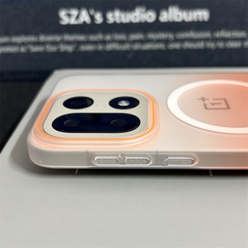 Ultra-thin Gradient Matte Tran - Magsafe Wireless Charger incelemesi ve fiyatı